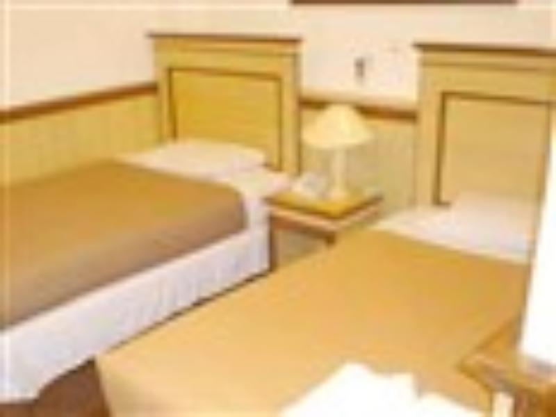 Sylvia Hotel Premier Kupang Kupang  Exteriör bild